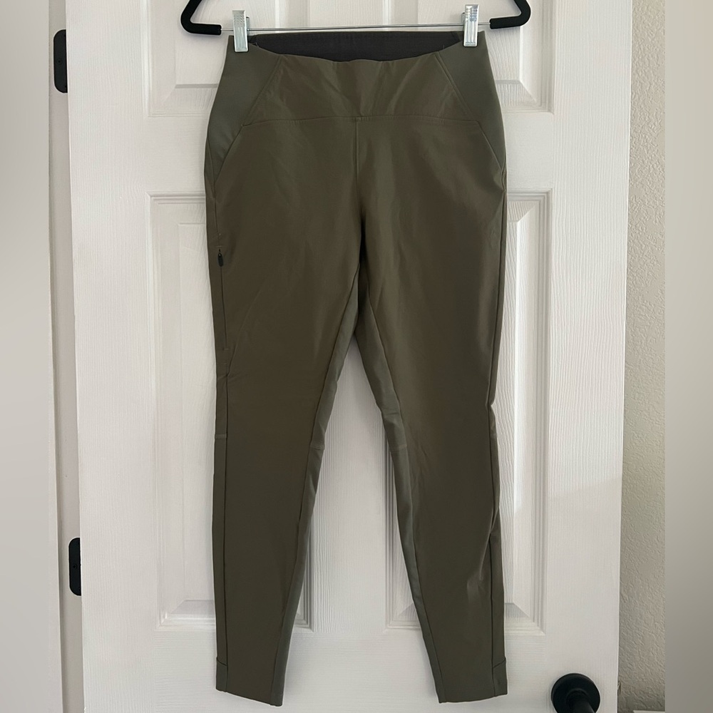 Mountain Hardware Women’s Dynama Hiking Pant